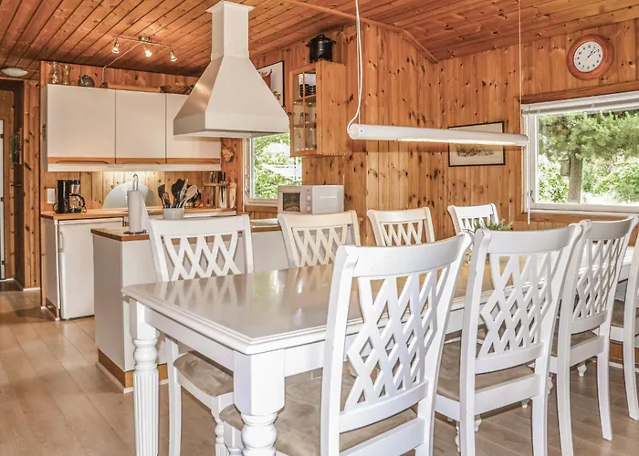 Feriehus Three-bedroom In